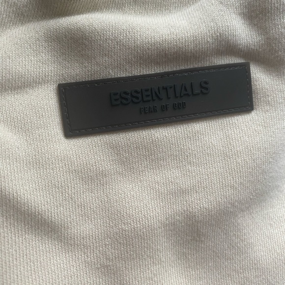 Fear of God Crewneck Sweatshirt - Picture 6 of 8
